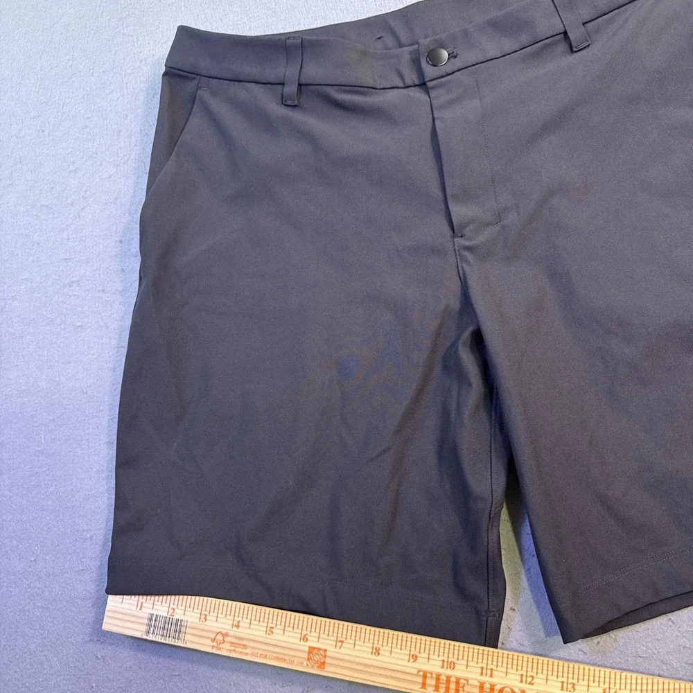 Lululemon Commission Short 9 Classic Black Mens Size 36 LM7BMIS Golf Commuter
